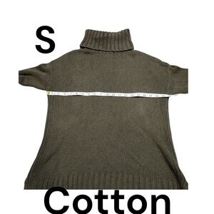 HALOGEN Green Long Knit Turtleneck Sweater Size S Hi Low **Deep Olive Green